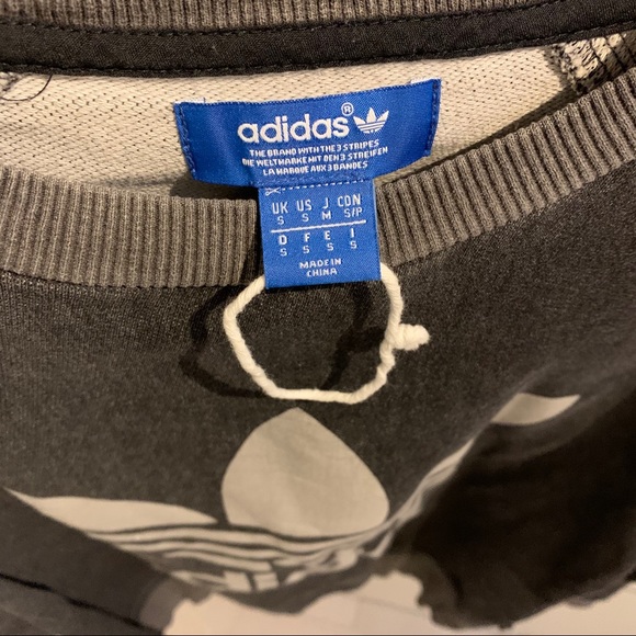 Adidas Crewneck - Picture 2 of 2